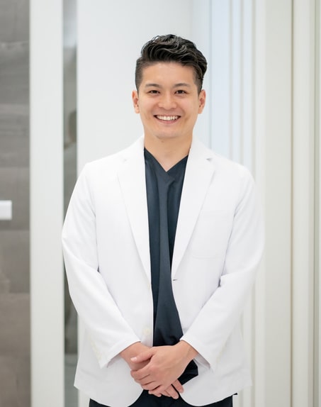 院長 藤井悠平